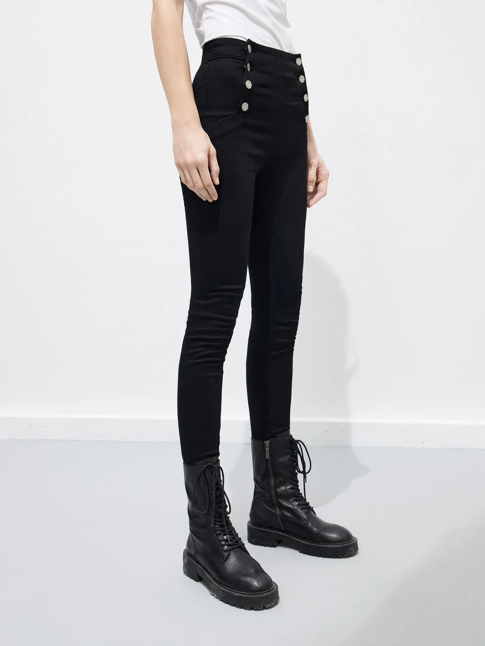 Decorative Buttons Skinny Jeans