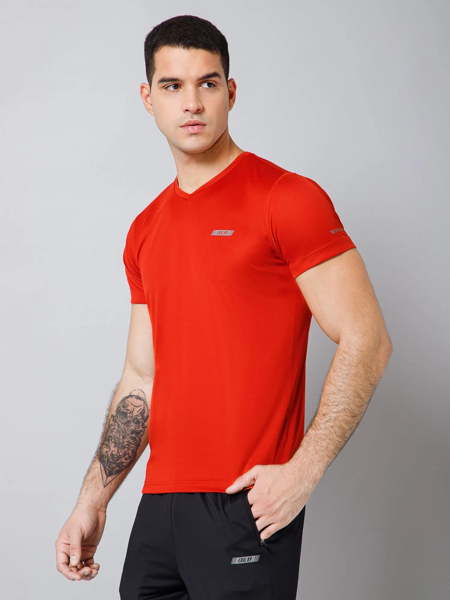 Regular Fit Solid V Neck Half Sleeve Red Active Wear T-Shirt for Men